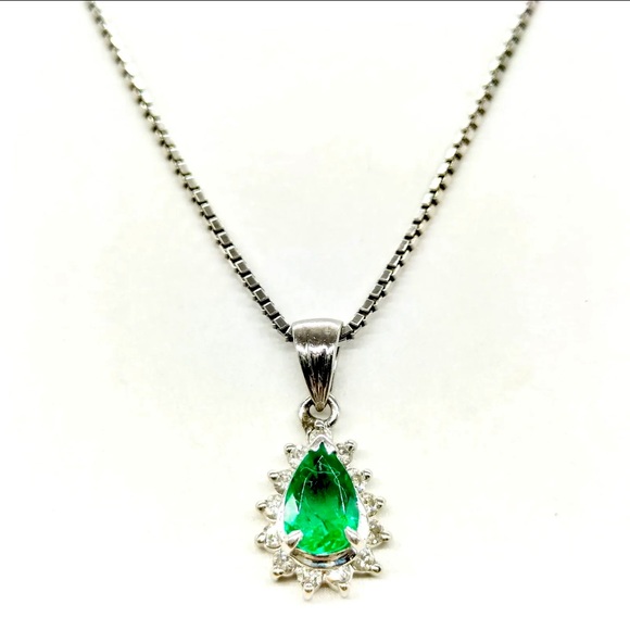 Jewelry - Emerald / diamonds 0.39/0.16 ct platinum PT 850  pendant necklace
